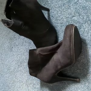 Black swede booties 7.5